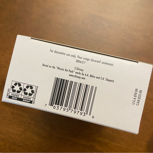 Hallmark Ornament - Baby’s First Christmas 2023 - New in Box - Pooh Bear - Picture 3 of 5